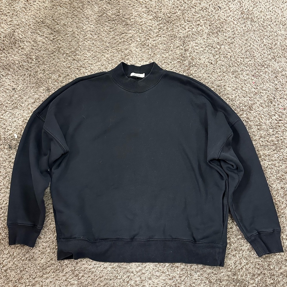 Mod Ref Men's Black Crewneck Sweater